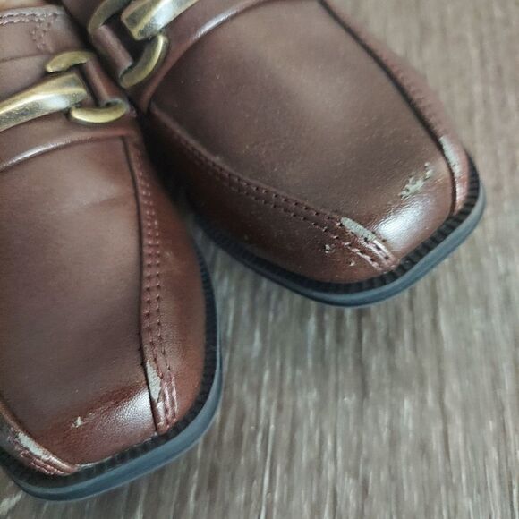 Toddler Boys Smart fit Slip On Brown Dress Shoes size 5.5 Skid Resistant - Picture 8 of 9
